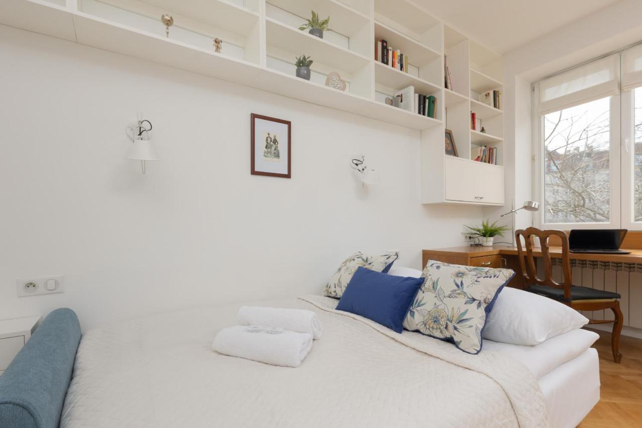 Koszykowa Sunny Studio By Noclegi Renters Warszawa Exteriör bild